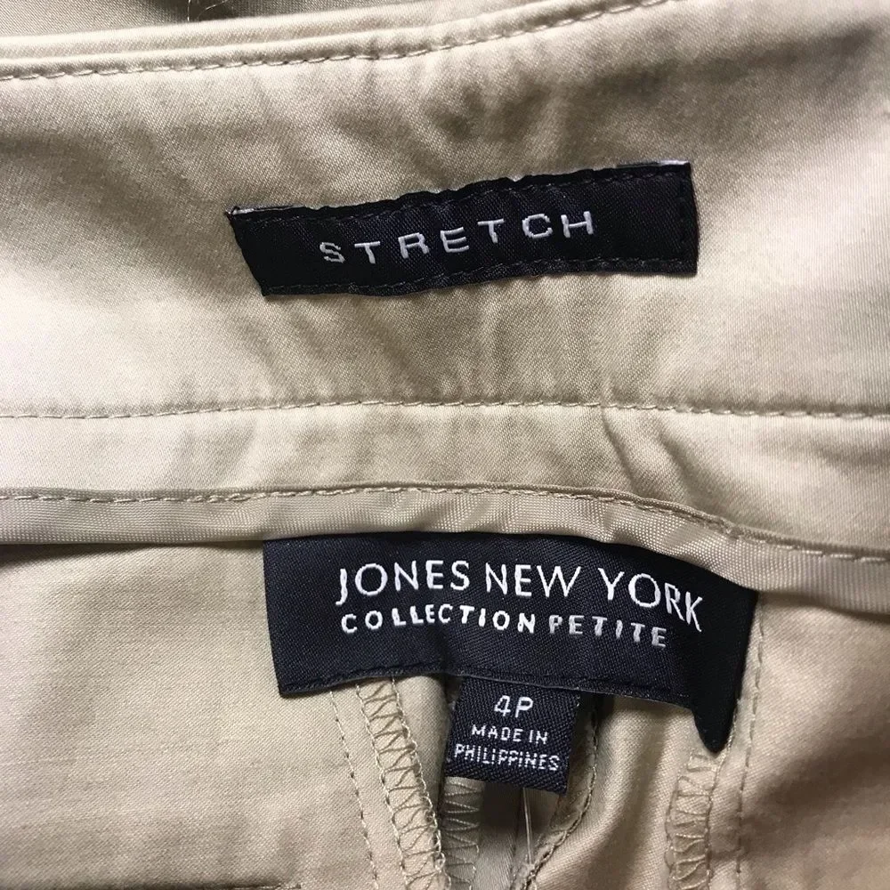 Jones New York Stretch Runway Slim Crop Pants Tan Size PETITE 4 NWT